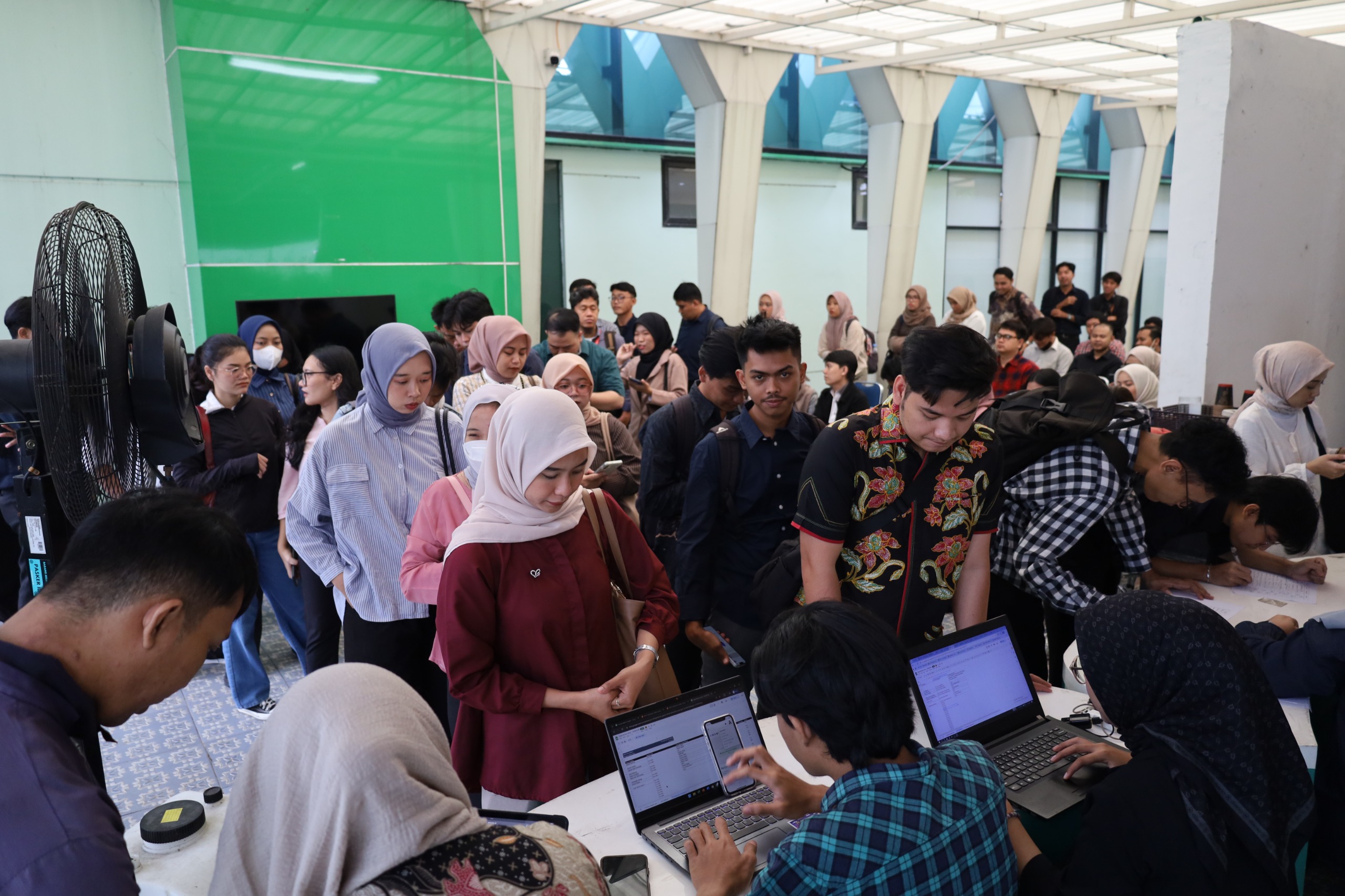 Pusat Pasar Kerja Fasilitasi Walk In Interview Redy untuk Penempatan di Berbagai Perusahaan