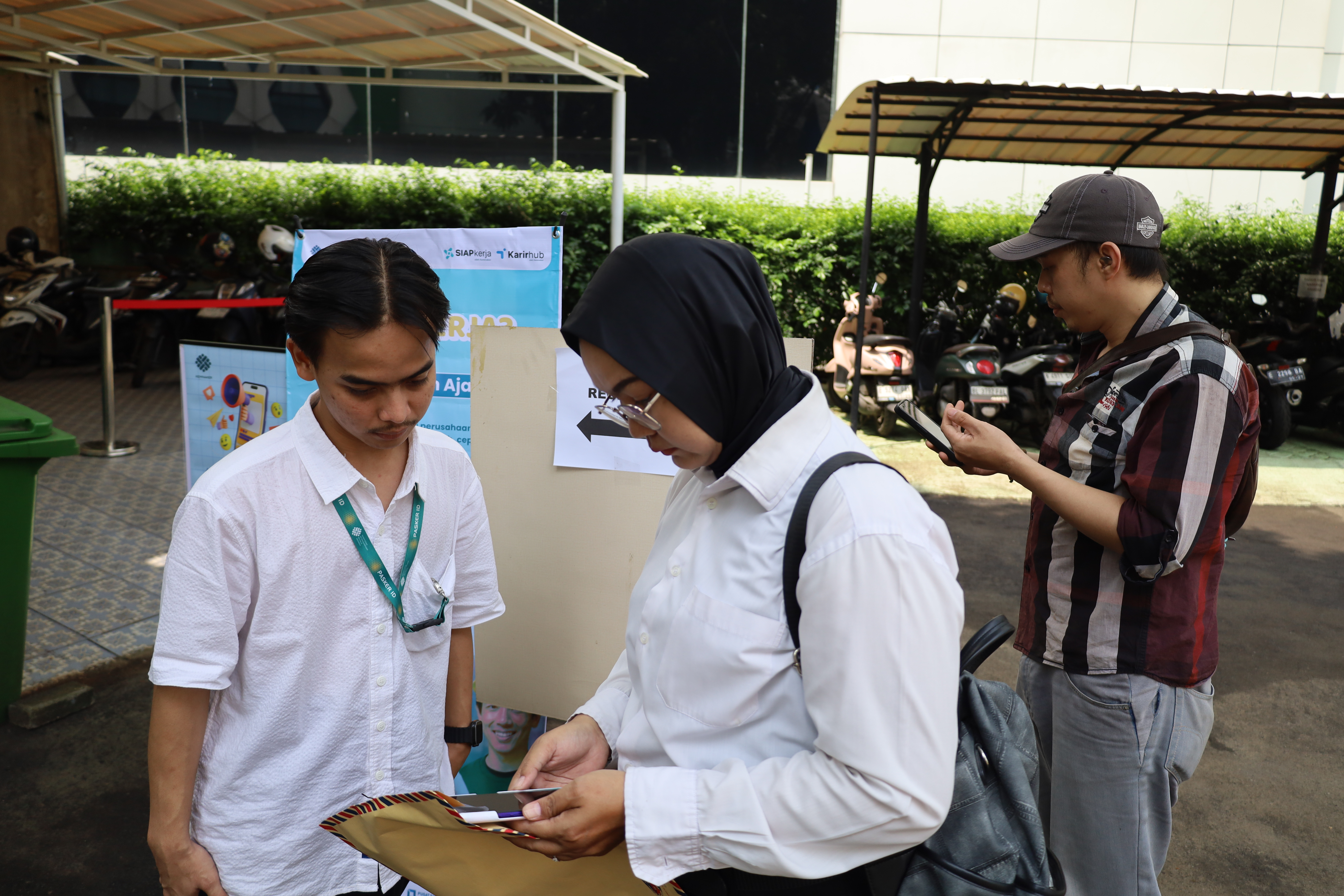 Pusat Pasar Kerja Fasilitasi Walk in Interview MyRobin, Puluhan Pencari Kerja Ikuti Seleksi Langsung